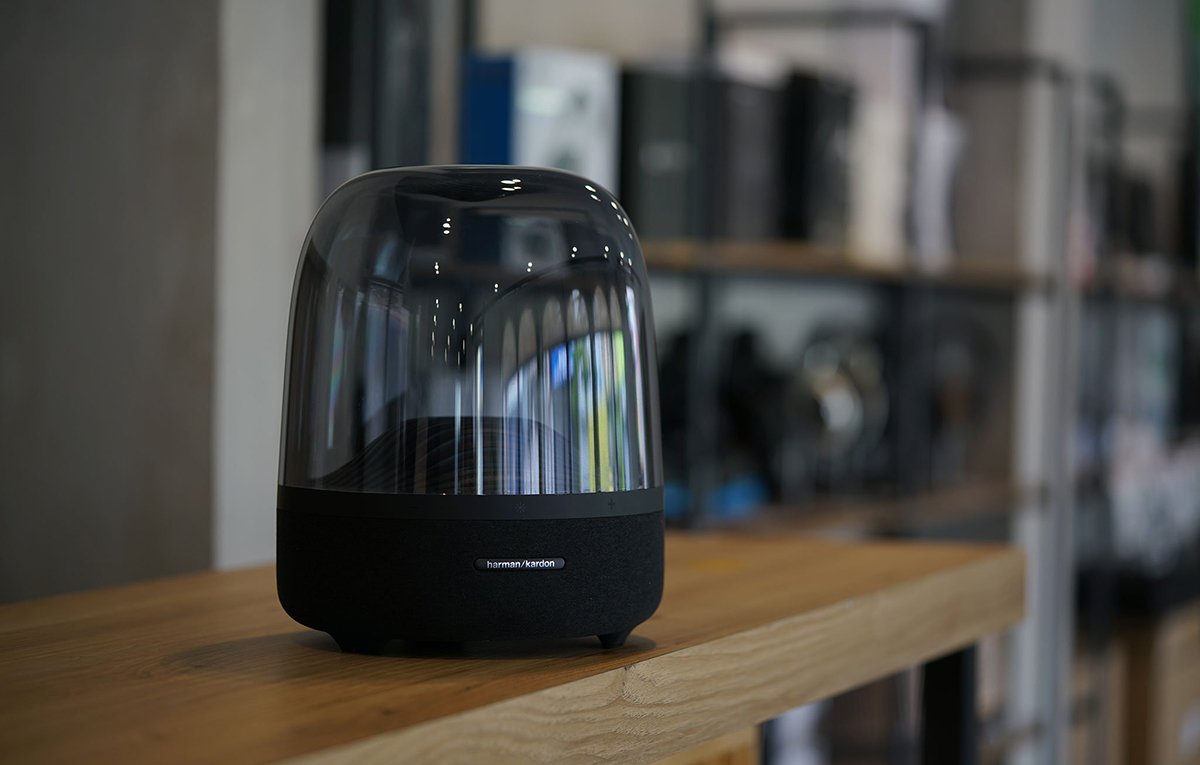 Harman Kardon Aura Studio 3 - Trong suốt thu hút