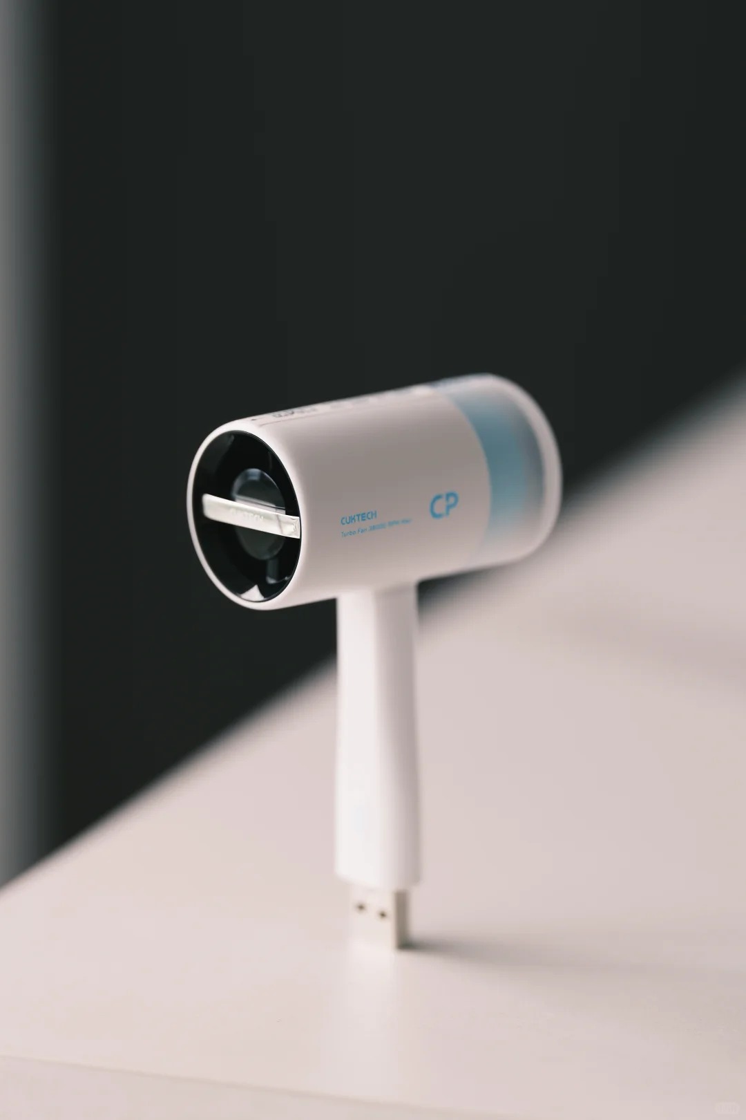 Quạt USB Cuktech Mini Fan Turbor Charged