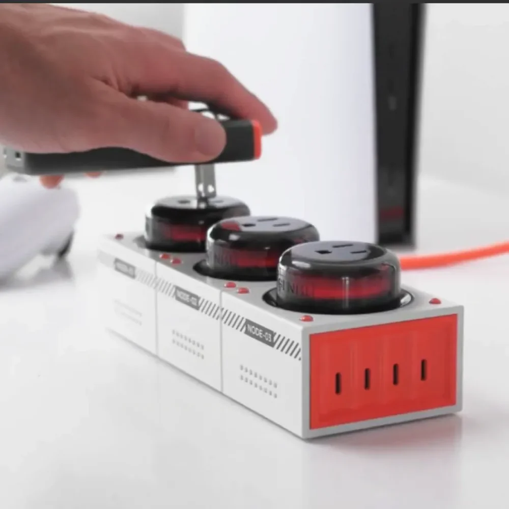 Ổ Cắm Đa Năng Genki Moonbase 7-in-1 GaN 240W USB-C + 4000W AC - HTGMB | 9SS.VN