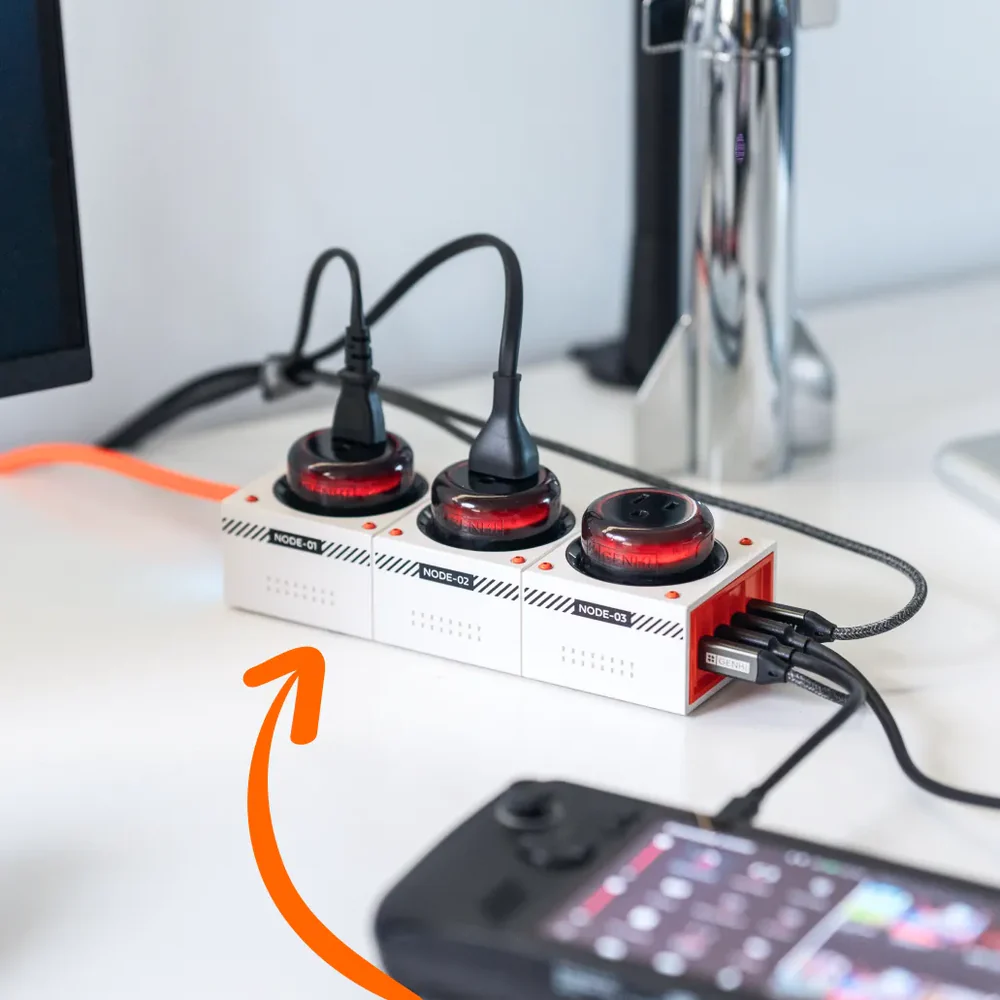 Ổ Cắm Đa Năng Genki Moonbase 7-in-1 GaN 240W USB-C + 4000W AC - HTGMB | 9SS.VN